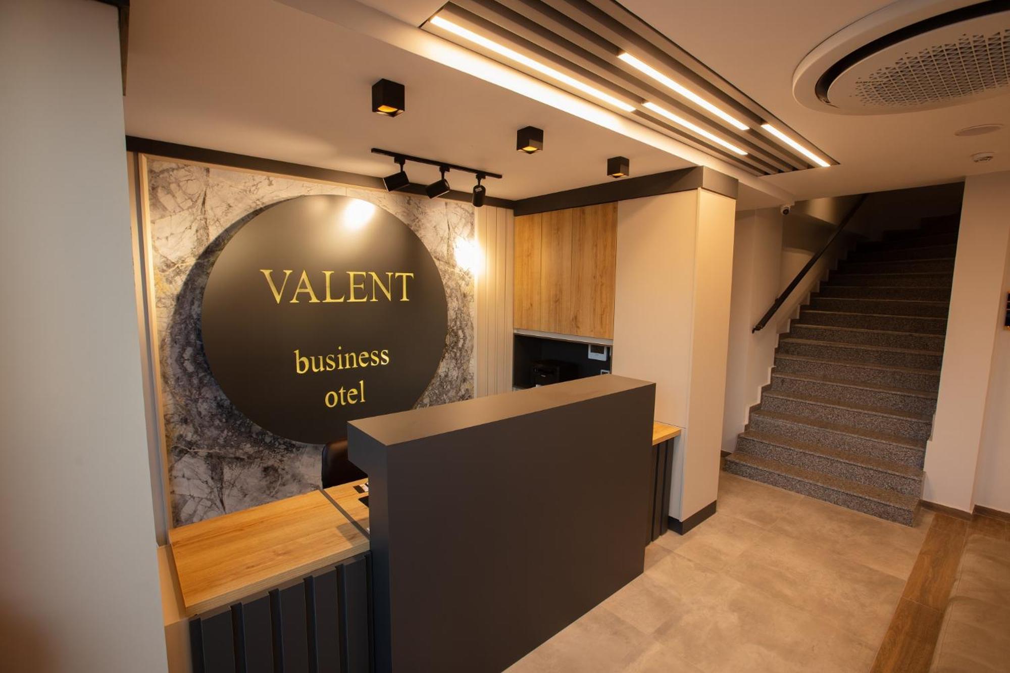 Valent Otel Business Акчай Екстериор снимка