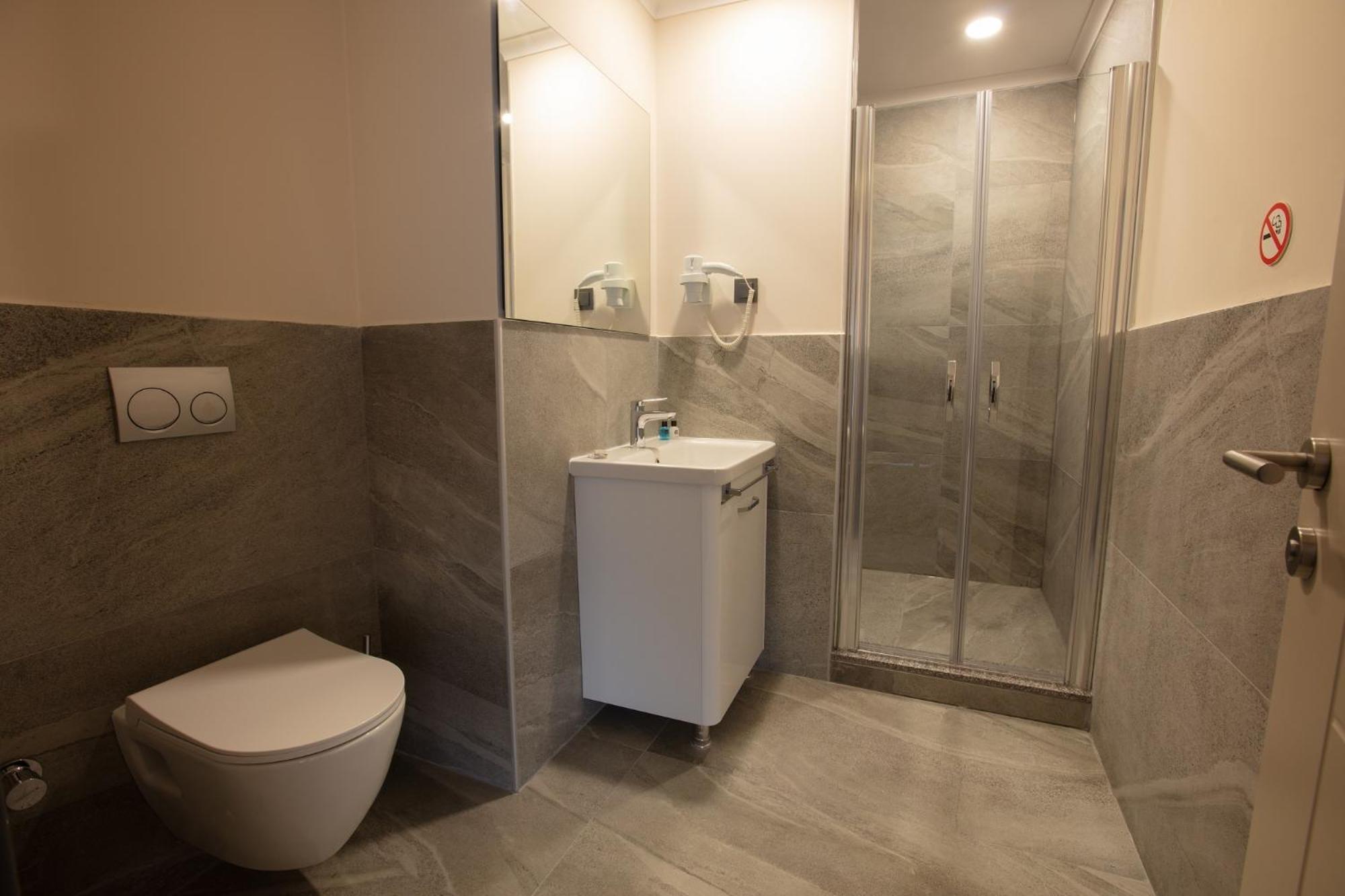 Valent Otel Business Акчай Стая снимка